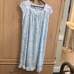 Eileen West Nightgown